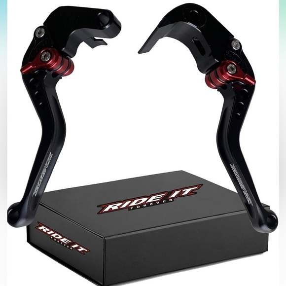 Short Brake and Clutch Levers for 2006 2007 2008 2009 2010-2022 GSXR600/GSXR750 - Picture 1 of 6